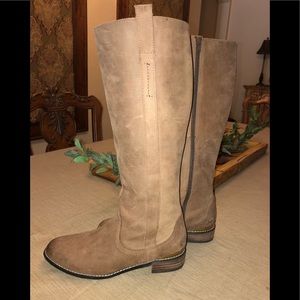 Very Volatile leather boots 7 woman’s